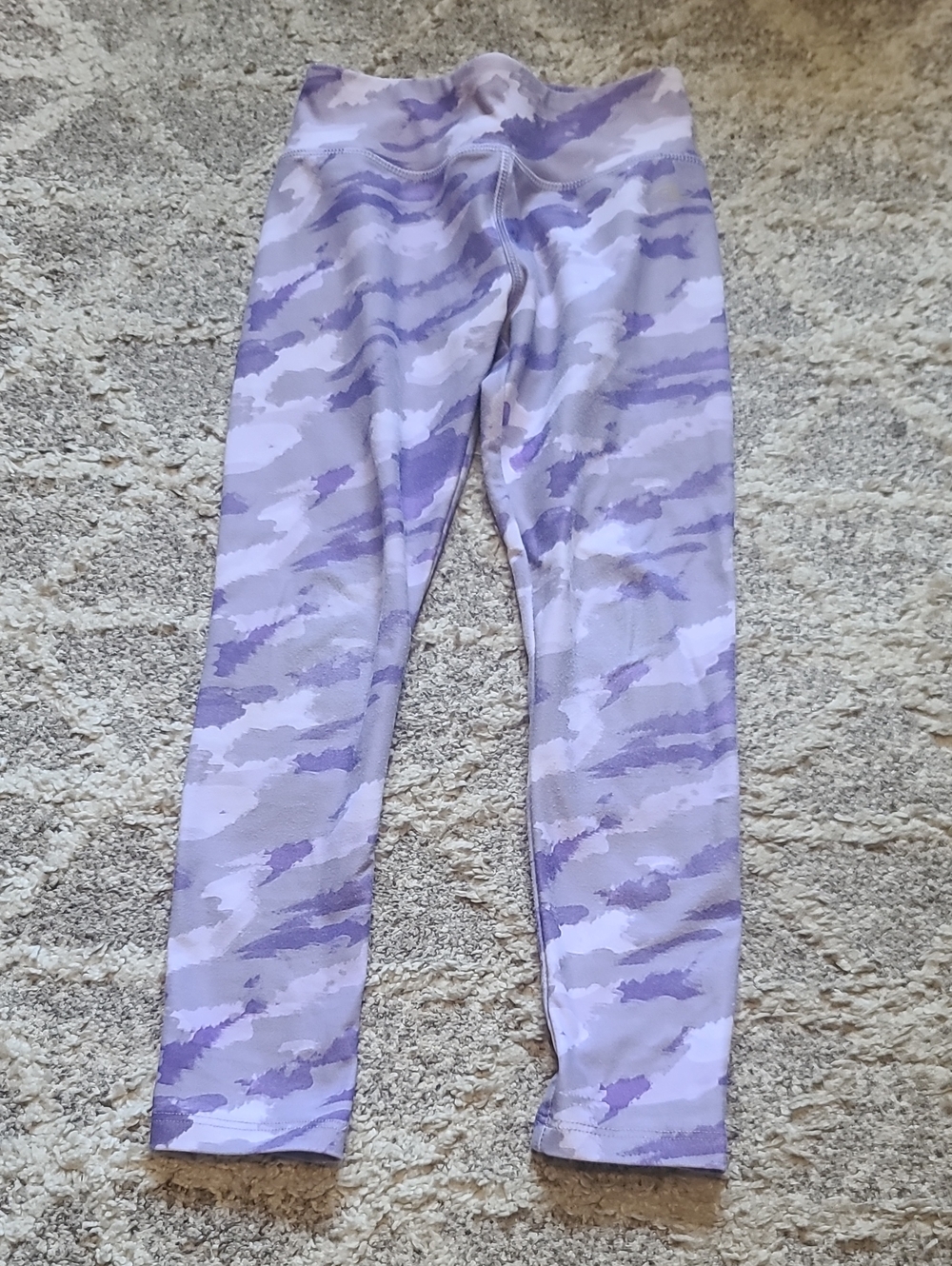 20 for $10 - Athletic Works Girls 6 Purple & White Camo Spandex Pants